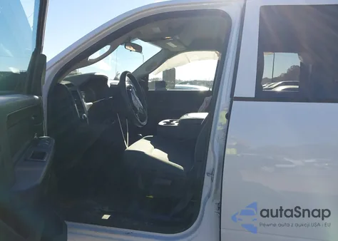 2017 Ram 2500 Tradesman 4X4 6'4 Box z USA, uszkodzony, nr VIN 3C6UR5CJ0HG502546